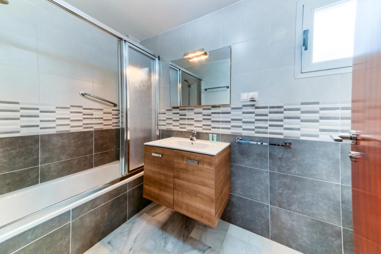 Holidays2Malaga Salitre Cerca Estacion Ave & Fibra Wifi المظهر الخارجي الصورة